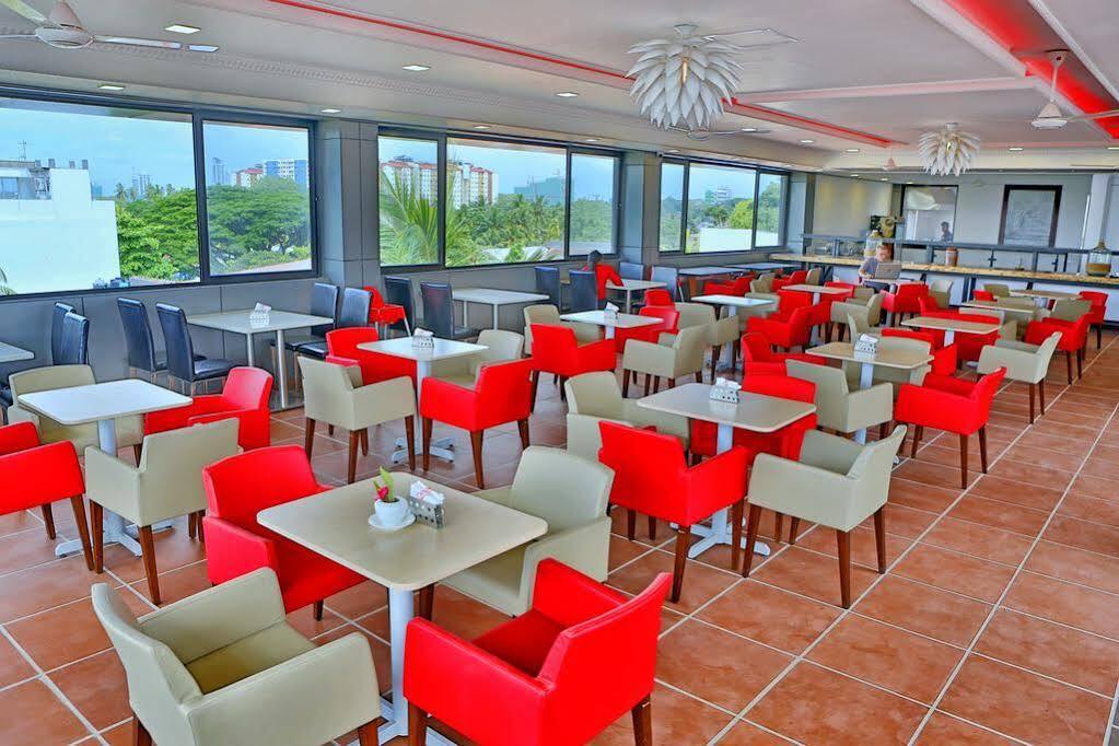 Hotel Earl's Red 3*