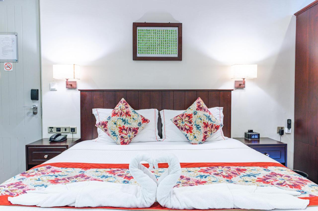Earl's Red 3* Colombo